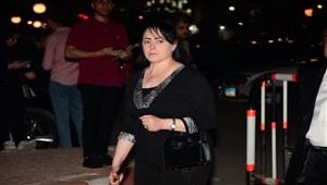 بعد منعها من الدخول.. فساتين لهند عاكف أثارت الجدل في مهرجان القاهرة 