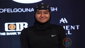 عايفة أزمان لاعبة الاسكواش "المحجبة" التي خطفت الأضواء في بطولة الجونة الدولية (صور)