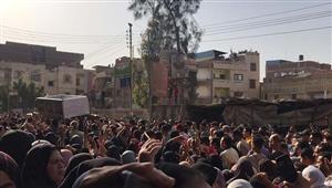 تشييع جثمان القيادي العمالي طلال شكر بمسقط رأسه في الدقهلية  (صور)