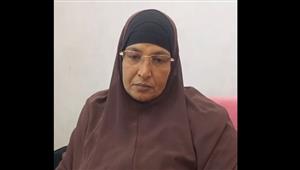 مرض زوجها فعملت بائعة متجولة.. قصة كفاح أم قادت أبنائها الأربعة للحصول على مؤهلات عليا 