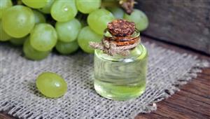 تعرفي على الفوائد الجمالية لزيت بذور العنب