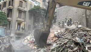 انهيار عقار بالوايلي.. ومحاولات لرفع الأنقاض وانتشال الضحايا