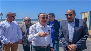 "مش هنقرب من الكورنيش".. محافظ الإسكندرية يتفقد "مشروع 45" - صور 