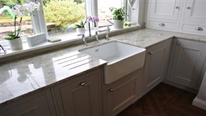   خامات حوض المطبخ.. تعرف على مزاياها