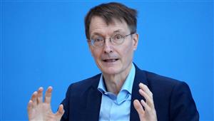 وزير الصحة الألماني يدعو لرصد متحورات كورونا في المطارات الأوروبية