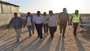 صرف صحي ومجمعات خدمية.. نائب محافظ المنيا يتابع مشروعات "حياة كريمة" بديرمواس - صور 