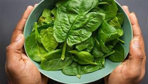 اللفت والسبانخ: فوائد صحية ولكن احذر من تناولهما في هذه الحالة