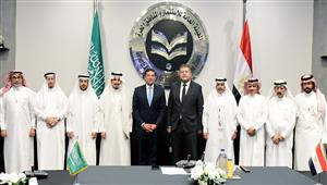 رئيس هيئة الاستثمار يجتمع مع رئيس اللجنة الوطنية العقارية السعودية وعدد من الشركات 