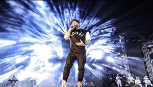  10 صور من حفل تامر حسني بالجامعة الأمريكية بالقاهرة