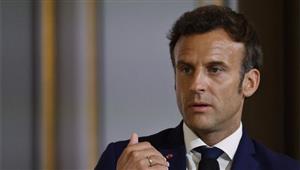 شاهد.. محتجّون يقاطعون خطاب ماكرون: "أين الديمقراطية"