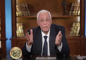 علام يشير صداع خلف الرأس مع القيء؟- حسام موافي يجيب