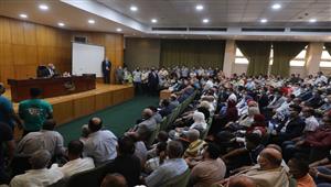 وزير النقل: القيادة السياسية وجهت بالدعم الكامل للعاملين وضمان حقوقهم -صور