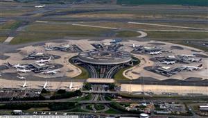 فرنسا: توقعات بعودة حركة الطيران بمطار شارل ديجول إلى طبيعتها غدا