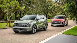 بفارق 150 ألف جنيه| تشتري "هيونداي توسان" أم "كيا سبورتاج" 2026