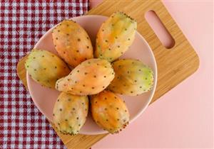 في موسمه.. ماذا يحدث لجسم الرجل عندما يأكل التين الشوكي؟