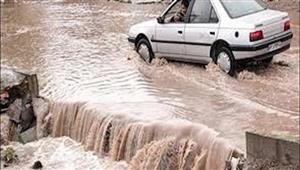 6 قتلى و9 مصابين إثر سيول اجتاحت محافظة طهران