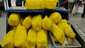 إحباط تهريب 20 ألف قطعة مستلزمات طبية مع راكب قادم من السعودية في برج العرب