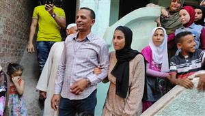 فيديو وصور.. جدة أولى الدبلومات التجارية: كانت بتاكل الكتب بدل الأكل