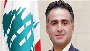 لبنان: العمل بميناء بيروت لم يتوقف والصوامع الأخرى معرضة للسقوط