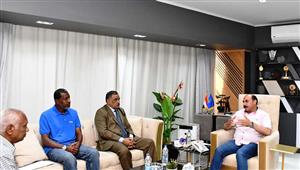 صور - محافظ أسوان: ندعم مسيرة النادي الرياضي في الدوري الممتاز