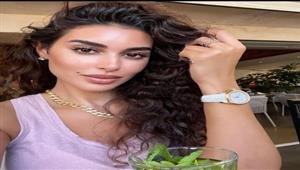 ياسمين صبري تنشر صورا جديدة.. وتعلق: "الأخضر لوني"