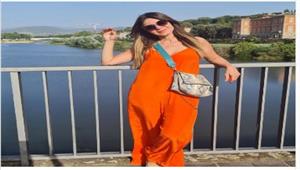 هكذا علقت نجلاء بدر على صورة جمعتها بالنجم يحيى الفخراني