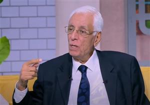 هل تربية الحمام تدمّر الرئة؟.. مدير طب بيطري يرد على حسام موافي