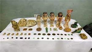 بـ 15 قطعة.. ضبط شخص لقيامه بالحفر والتنقيب عن الآثار في أسيوط 