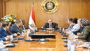 وزير الصناعة: حريصون على تحقيق التكامل بين السلطة التنفيذية والتشريعية