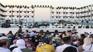 حدث بالفن| وفاة فنان ونقل آخر للمستشفى وفنانة بـ"المايوه" وأخرى تثير الجدل بمشهد جريء