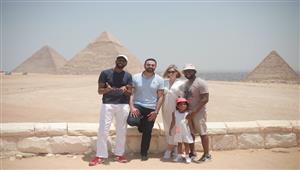 محمد كريم: "سعيد إني في بلدي مصر ومعايا أبطال فيلم ""A Day To Die  (صور)