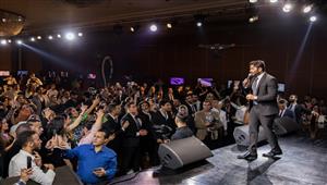 تامر حسني يحيي حفلًا بالتجمع بحضور منة عرفة وديانا هشام (صور)