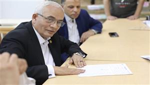 وزير التعليم ينتقد الاختيار من متعدد: 30% أسئلة مقالية في امتحانات الثانوية