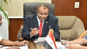 صور.. رئيس جامعة الأقصر يترأس اجتماع مجلس الدراسات العليا 