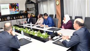 بالصور- محافظ أسوان يناقش مقترح إقامة قرية بيئية وترفيهية بالحديقة الاستوائية الدولية