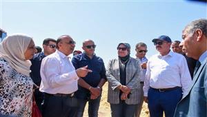 بالصور- محافظ الإسكندرية يتفقد أعمال إصلاح ماسورة مياه رئيسية في القباري