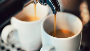  ماكينة إسبريسو تُجبر طائرة على الهبوط الاضطراري