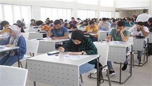 صور.. الجامعة اليابانية تُجرى اختبارات القبول لـ1400 طالب في برج العرب