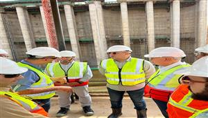  وزير الإسكان: الرئيس السيسي يضع أولوية كبيرة لمشروع سد جوليوس نيريرى في تنزانيا (صور)