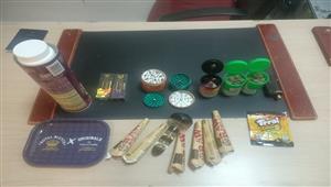 ضبط مواد مخدرة مع راكبين قادمين من تركيا والمجر بمطار القاهرة