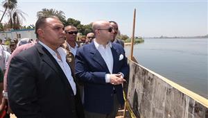 محافظ بني سويف يتفقد سير الأعمال بمحور الفشن الحر - صور