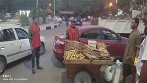 حملة لمصادرة عربات التين الشوكي في منطقة دجلة بالمعادي