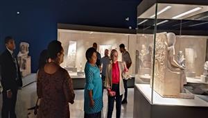 بالصور- زوجة رئيس جمهورية فيجي في جولة داخل متحف شرم الشيخ 