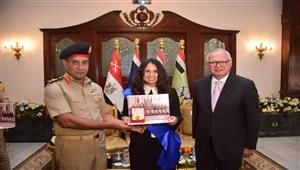 القوات المسلحة تحتفل بتخريج الدفعة رقم 54 للملحقين الدبلوماسيين