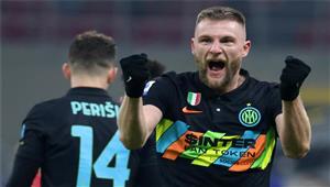 سكرينيار يقترب من الدوري الإنجليزي