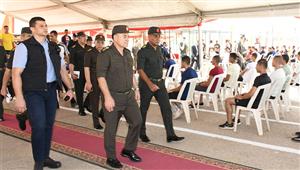 رئيس أركان حرب القوات المسلحة يتفقد اختبارات القبول للأكاديمية والكليات العسكرية بالكلية الحربية