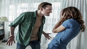 للنساء.. تعرفي على أبراج الرجال التي تميل إلى العنف