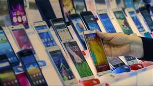 مصانع الهواتف المحمولة في مصر تفتح الباب للاستثمار بالصناعات المغذية