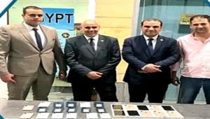 إحباط تهريب كمية هواتف محمولة بمطار برج العرب 