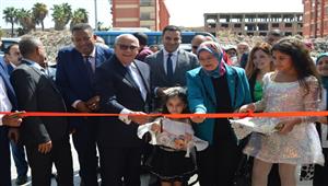 بالصور- محافظ بورسعيد يفتتح مدرسة السيف الحديثة للغات 